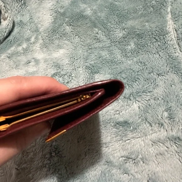 Cartier Burgundy Tri Fold Wallet With Kiss Lock 💋 - Picture 10 of 15